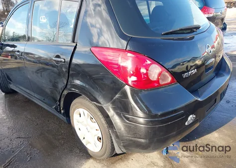 2011 Nissan Versa 1.8S z USA, uszkodzony, nr VIN 3N1BC1CP4BL505689